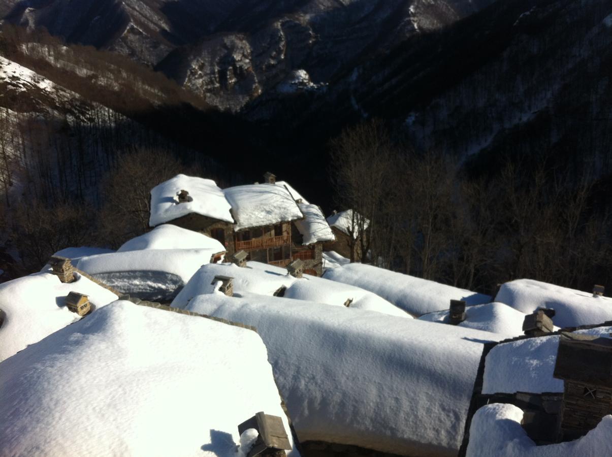 Agriturismo Valliera Castelmagno Eksteriør billede