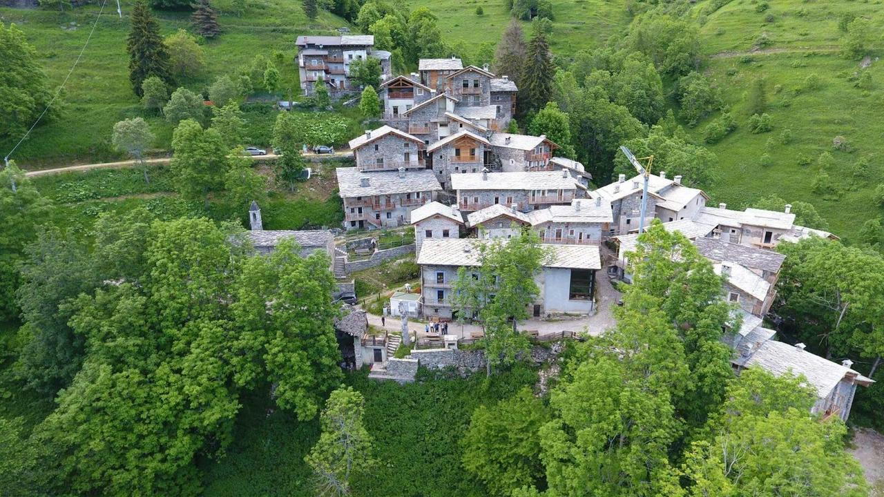 Agriturismo Valliera Castelmagno Eksteriør billede